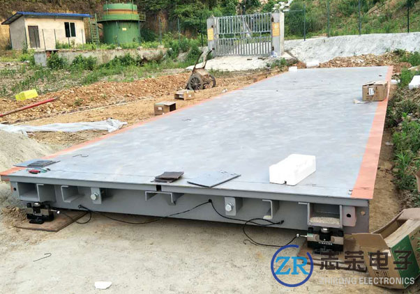 [采購(gòu)新聞]有一批電子地磅秤于12月4日出售給東一環(huán)快速路建設(shè)工程